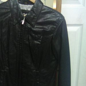 Ladies light weight leather jacket